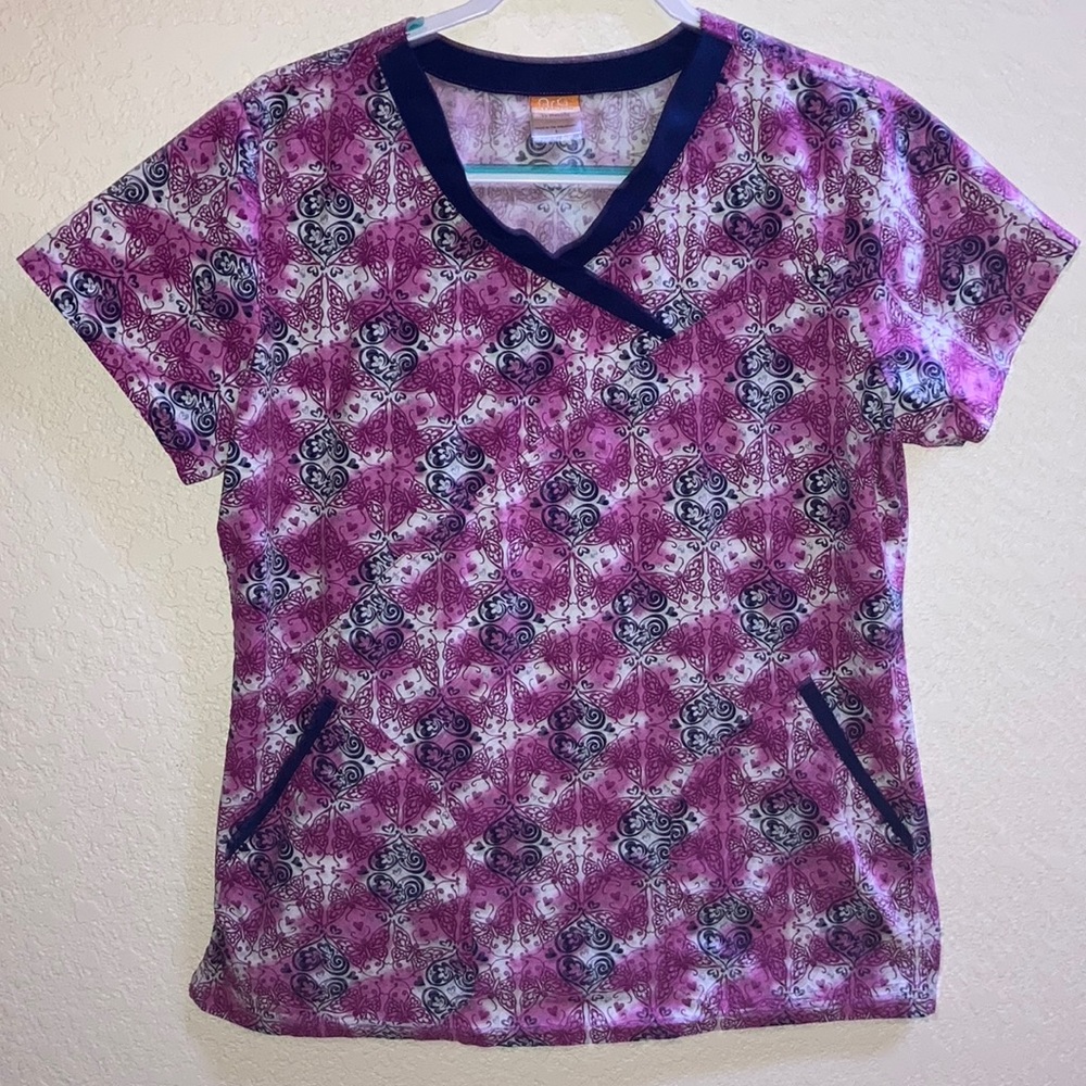 NRG by Barco Stretch Scrub Top. Size Large